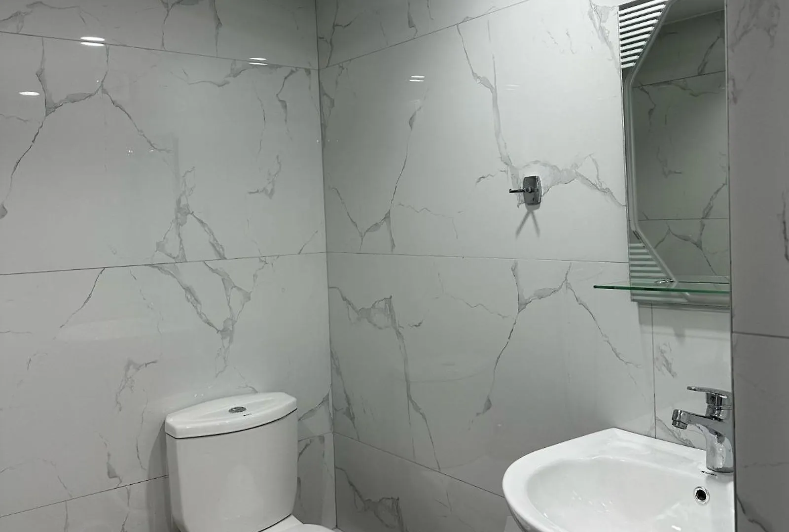 Holiday Apartment Bido Sarande 0*,